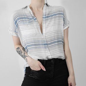 EUC American Eagle Roll Sleeve Button Down